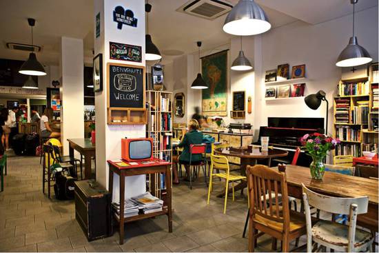 出國(guó)旅行 除了酒店還能睡在哪兒?