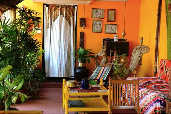 出國(guó)旅行 除了酒店還能睡在哪兒?