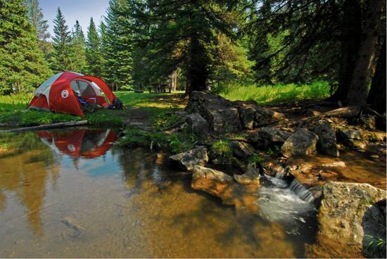 出國(guó)旅行 除了酒店還能睡在哪兒?