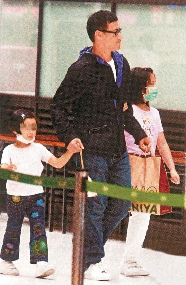 張學友小女兒罕見曝光 張學友小女兒罕見曝光