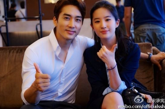 網曝劉亦菲宋承憲分手 網曝劉亦菲宋承憲分手