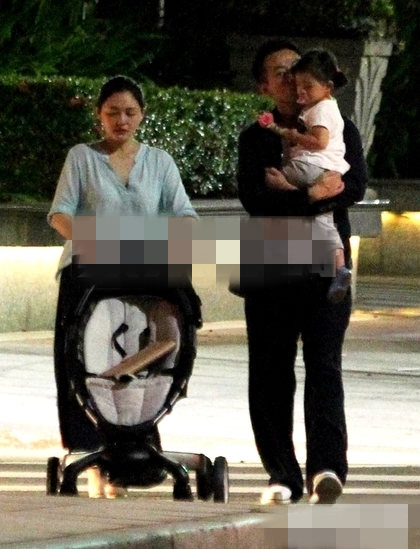 大S產后首現身臉型身材圓潤 大S產后首現身臉型身材圓潤