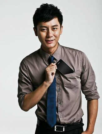 李晨工作室否認隱形富豪傳聞 李晨工作室否認隱形富豪傳聞