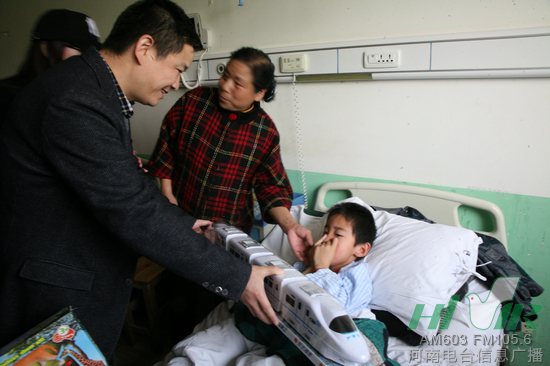 信息廣播總監(jiān) 李金鋒 信息廣播總監(jiān) 李金鋒