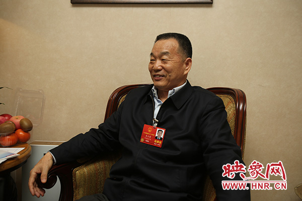 全國(guó)人大代表李士強(qiáng) 全國(guó)人大代表李士強(qiáng)