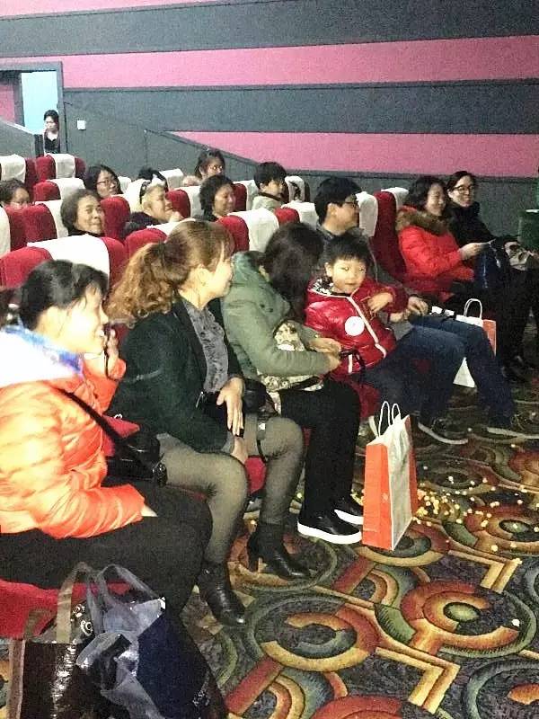 節(jié)日總是開心的,媽媽寶寶永遠(yuǎn)是諸女神心中最愛! 節(jié)日總是開心的,媽媽寶寶永遠(yuǎn)是諸女神心中最愛!