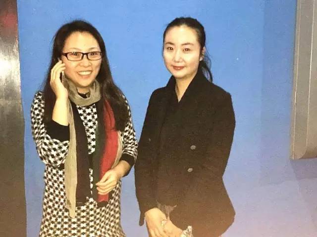 娛樂976主持人丁蘭邀請奧斯卡會(huì)堂影城范經(jīng)理現(xiàn)場連線 娛樂976主持人丁蘭邀請奧斯卡會(huì)堂影城范經(jīng)理現(xiàn)場連線