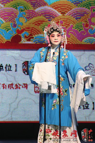 張派傳人張愛琴演唱《陳三兩》選段為陳奎操碎我一片心腸 張派傳人張愛琴演唱《陳三兩》選段為陳奎操碎我一片心腸