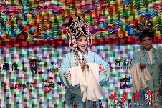 張派弟子劉愛云演唱曲劇《孟姜女》選段 張派弟子劉愛云演唱曲劇《孟姜女》選段