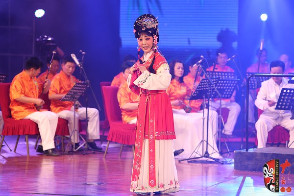 《拷紅》選段“想當初孫飛虎圍困寺院” 《拷紅》選段“想當初孫飛虎圍困寺院”