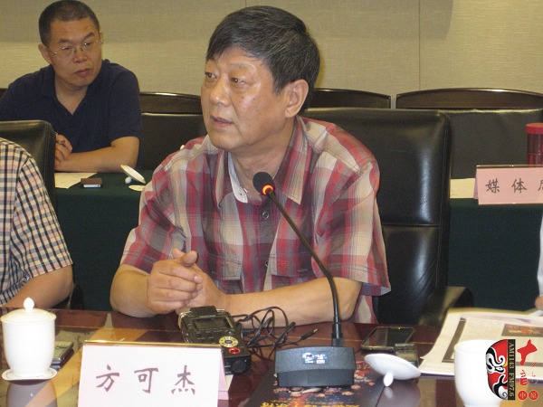 河南省音協副主席、著名作曲家方可杰 河南省音協副主席、著名作曲家方可杰