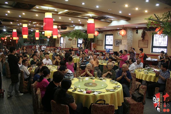 端午一家親·名家戲迷喜樂(lè)會(huì) 端午一家親·名家戲迷喜樂(lè)會(huì)