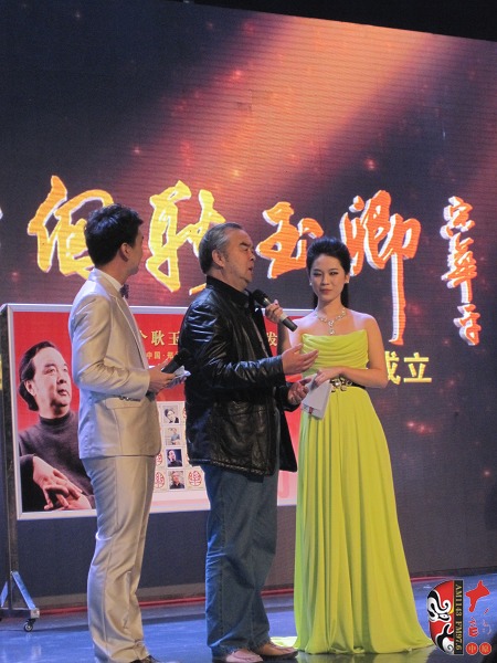 主持人采訪耿玉卿先生 主持人采訪耿玉卿先生