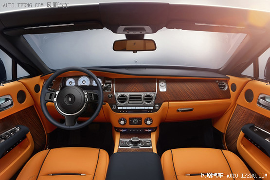 四座敞篷勞斯萊斯曜影將在廣州車展發布 四座敞篷勞斯萊斯曜影將在廣州車展發布