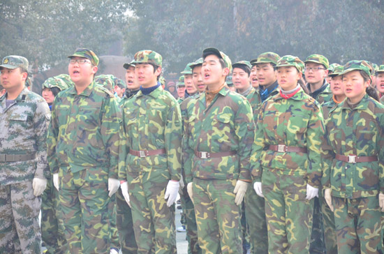 南陽市九中別樣春節(jié)長假:"勵志大餐"給力畢業(yè)生 南陽市九中別樣春節(jié)長假:"勵志大餐"給力畢業(yè)生