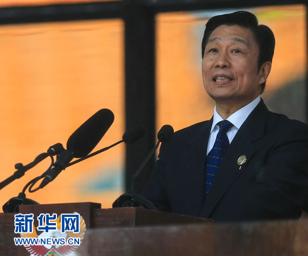 12月10日,國家副主席李源潮在南非約翰內斯堡出席南非政府為前總統曼德拉舉行大型官方追悼活動并致辭。 12月10日,國家副主席李源潮在南非約翰內斯堡出席南非政府為前總統曼德拉舉行大型官方追悼活動并致辭。