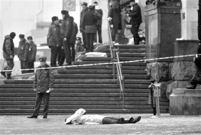 12月29日,俄羅斯南部城市伏爾加格勒火車站發(fā)生爆炸,已造成至少18人死亡,40人受傷。 12月29日,俄羅斯南部城市伏爾加格勒火車站發(fā)生爆炸,已造成至少18人死亡,40人受傷。