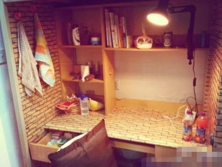 西南民族大學的“文藝范兒”男生寢室 西南民族大學的“文藝范兒”男生寢室