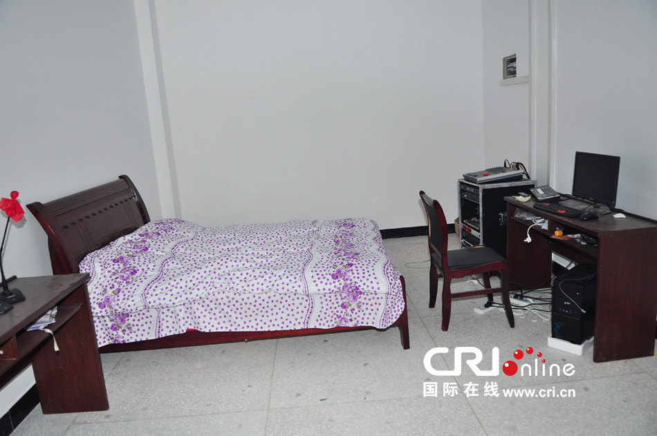 2013年10月21日,長沙云蓋村欠債千萬新建的豪華村部樓。 2013年10月21日,長沙云蓋村欠債千萬新建的豪華村部樓。