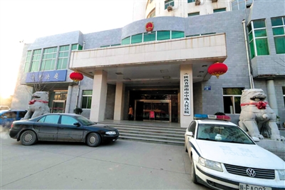 李宏亮在被違規辦理了監外執行后，再犯命案。