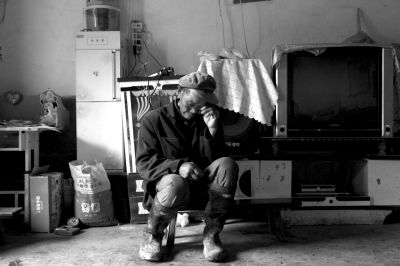 今年73歲的錢智遠說起女兒錢仁鳳不禁老淚縱橫。 今年73歲的錢智遠說起女兒錢仁鳳不禁老淚縱橫。