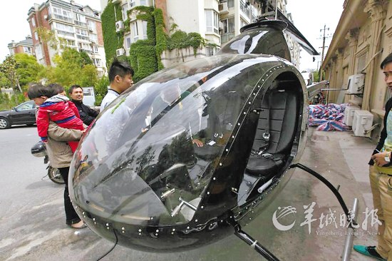 鹽城男子一口氣購了6架直升機出售 鹽城男子一口氣購了6架直升機出售