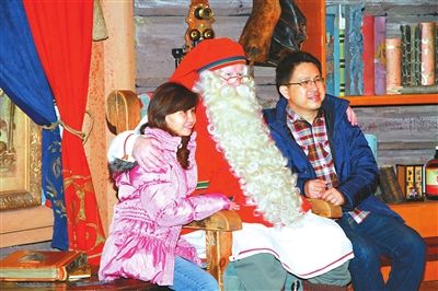 芬蘭“職業(yè)圣誕老人”:一年收到60萬(wàn)封信 芬蘭“職業(yè)圣誕老人”:一年收到60萬(wàn)封信