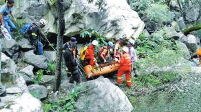 救援現場（圖片由河南戶外救援總隊提供）