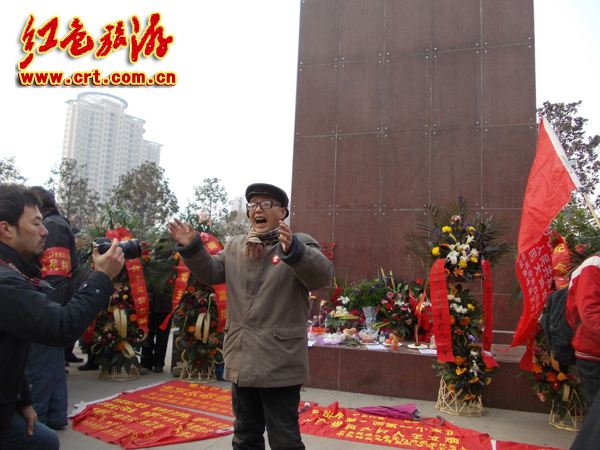 各地舉行毛澤東誕辰119周年紀念活動 各地舉行毛澤東誕辰119周年紀念活動