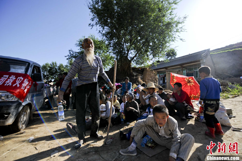 甘肅定西地震:岷縣永光村救援現(xiàn)場直擊 甘肅定西地震:岷縣永光村救援現(xiàn)場直擊