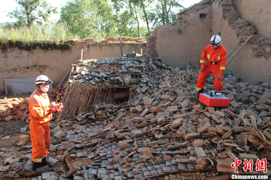 甘肅定西地震:岷縣永光村救援現(xiàn)場直擊 甘肅定西地震:岷縣永光村救援現(xiàn)場直擊
