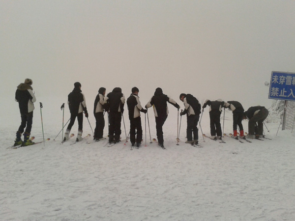 鄭州人自己的滑雪場(chǎng)圣誕啟幕! 鄭州人自己的滑雪場(chǎng)圣誕啟幕!