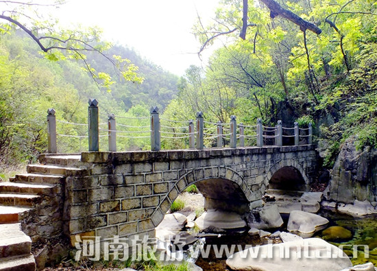 端午“惠游”西峽龍潭溝 端午“惠游”西峽龍潭溝