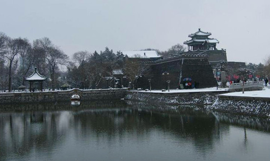 流動(dòng)的足跡 高鐵上的旅游 流動(dòng)的足跡 高鐵上的旅游