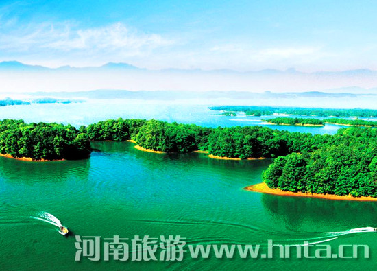 喜迎建軍 游革命路線 喜迎建軍 游革命路線