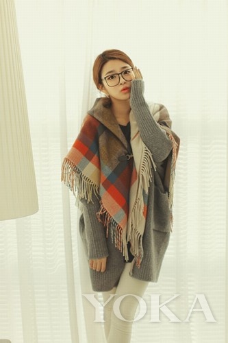 寒冬PK內秀時尚 輕薄圍巾是主角(4) 寒冬PK內秀時尚 輕薄圍巾是主角(4)