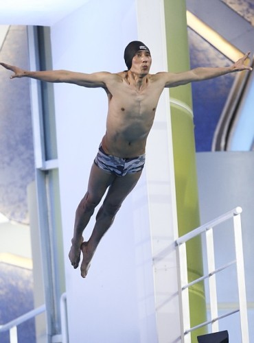 《水立方》閆妮意外淘汰陳楚生表現出色 《水立方》閆妮意外淘汰陳楚生表現出色