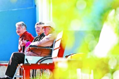 價格畸形致入住明星養老院要等100年