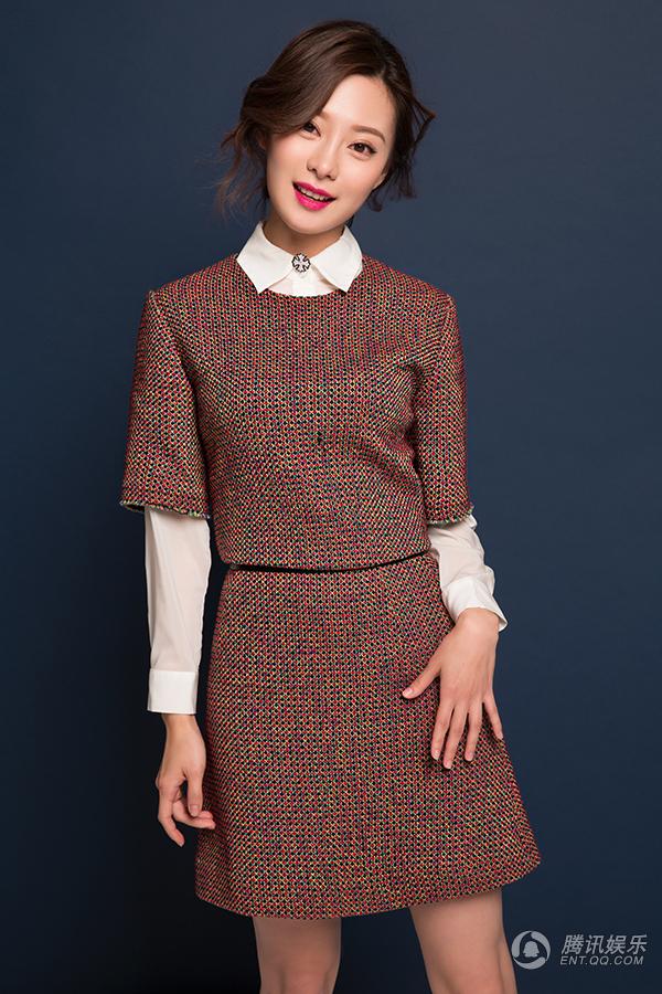 成玉元君春裝上線 王汀時(shí)裝大片清澈自然 成玉元君春裝上線 王汀時(shí)裝大片清澈自然