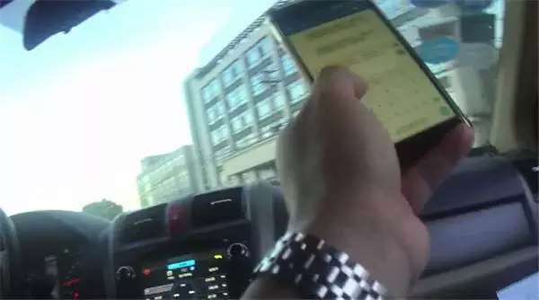 女大學生帶1萬塊學費開房 警察連發90條短信相勸