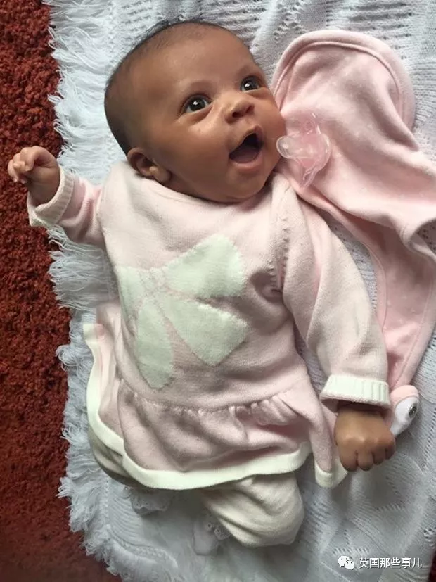 體型沒變生理期也正常 單身美女半夜忽然生了個娃 體型沒變生理期也正常 單身美女半夜忽然生了個娃