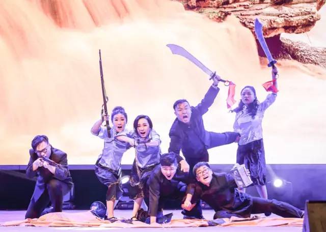 作為本場晚會的最后一個節目，《黃河大合唱》刷新你完全不一樣的體驗。