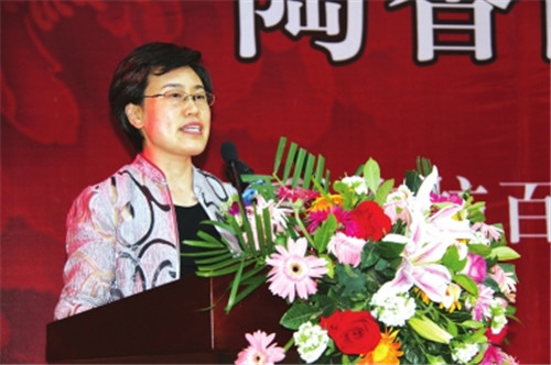 洛陽市委常委、組織部部長，洛陽市關心下一代工作委員會主任陳向平致辭