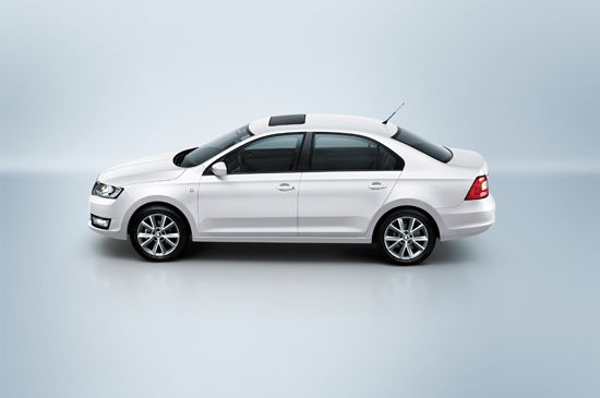 上海大眾斯柯達Rapid昕銳側面 上海大眾斯柯達Rapid昕銳側面