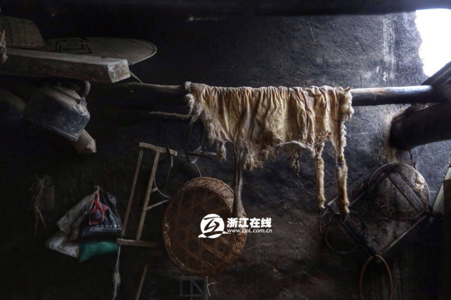 記者探訪(fǎng)杭州縱火案嫌犯的家