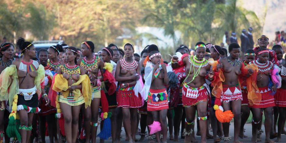 斯威士蘭蘆葦節開選秀女 斯威士蘭蘆葦節開選秀女