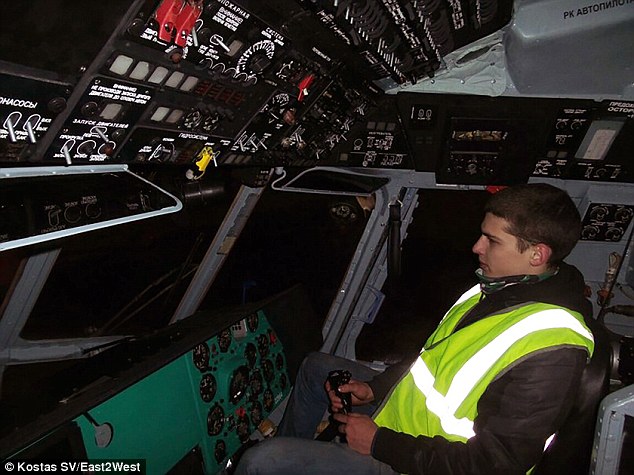 俄羅斯青年夜?jié)摍C(jī)場(chǎng) 進(jìn)出跑道無人發(fā)現(xiàn) 俄羅斯青年夜?jié)摍C(jī)場(chǎng) 進(jìn)出跑道無人發(fā)現(xiàn)