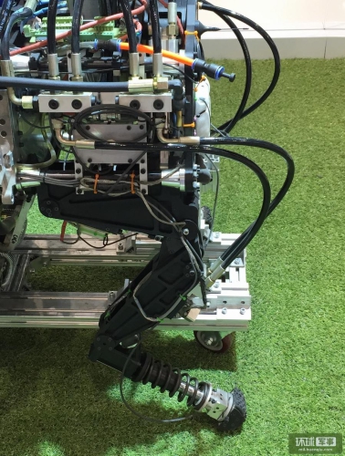 國產“大狗”機器人真身曝光 國產“大狗”機器人真身曝光