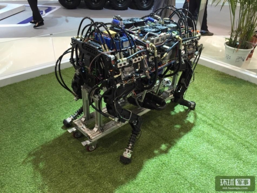 國產“大狗”機器人真身曝光 國產“大狗”機器人真身曝光