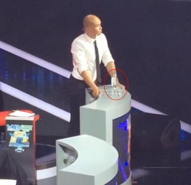 樂嘉回應錄節目耍酒瘋 稱“問心無愧” 樂嘉回應錄節目耍酒瘋 稱“問心無愧”